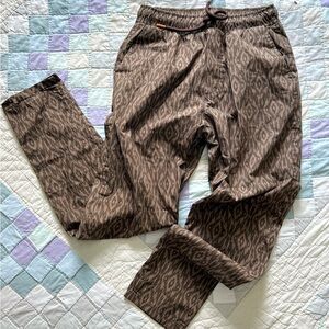 Gianni Lupo brown pattern woven joggers pants
